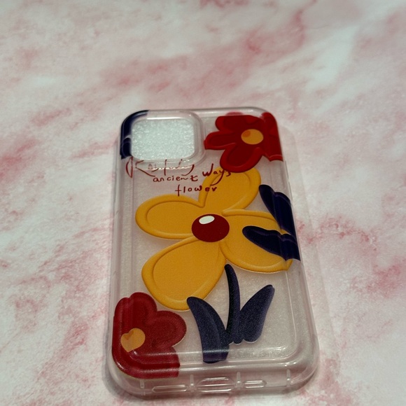 iPhone 12 Flower Case - Picture 2 of 4